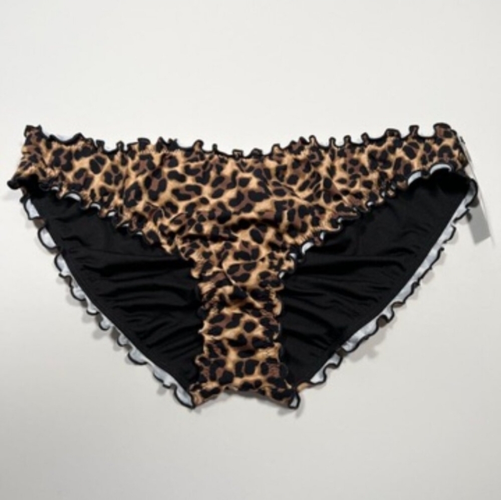 Victoria Secret XXL / 2XL Bikini Bottom Ruffle Cheeky Ruched Back Leopard Print